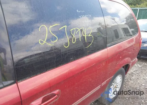 2005 Chrysler Town & Country Limited z USA, uszkodzony, nr VIN 2C4GP64L35R241744